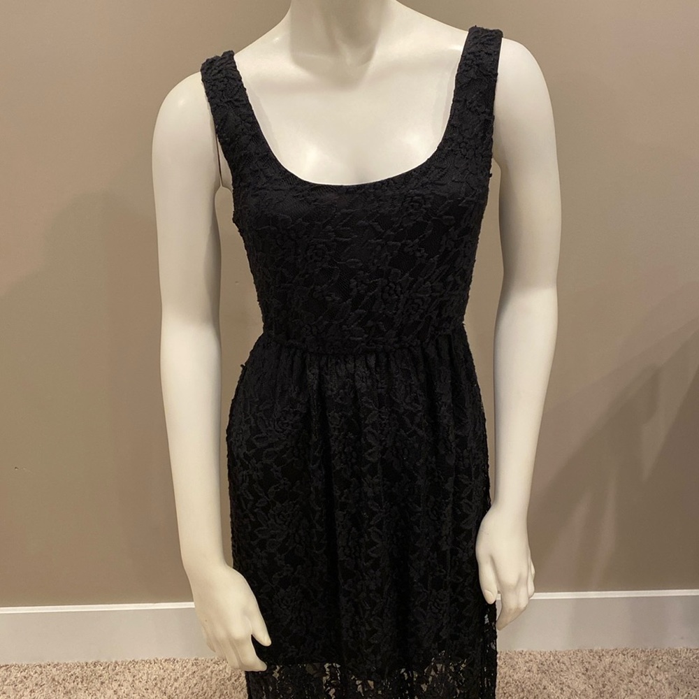 Mimi Chica Black Floral Embroidered Dress - Size S